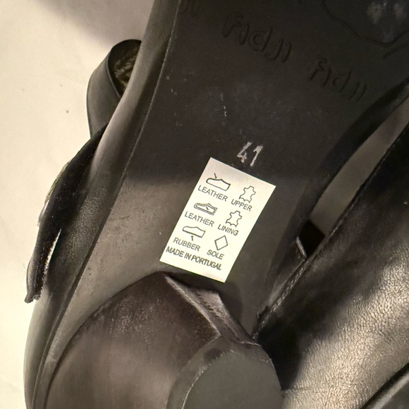 Fidji Black Leather Heels - Picture 10 of 10